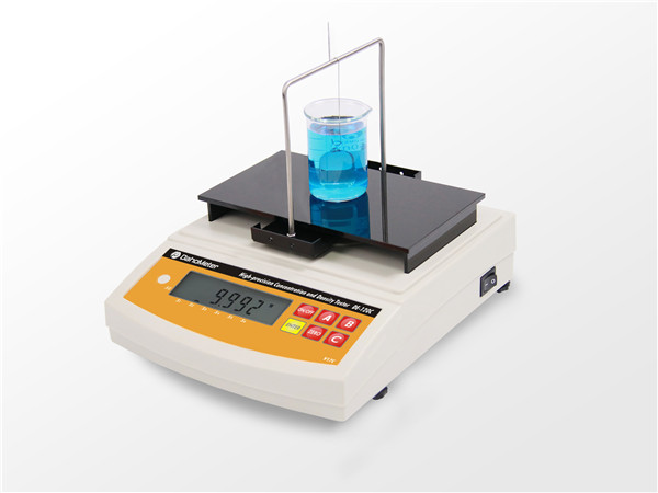 高精度液體濃度檢測儀DE-120C對各種化工溶液的密度與濃度測量，由Daho Meter『達宏美拓』研究生產，自動顯示濃度與密度；品質優(yōu)良，精準度高，操作方便、省時；具有很好的測量穩(wěn)定性與可靠性；適合要求較高的場合。